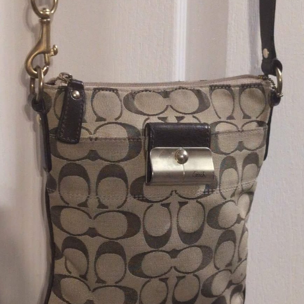 Coach Signature Crossbody Bag - Brown
